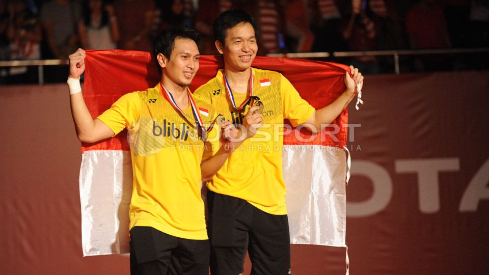 Hendra Setiawan/Mohammad Ahsan saat menjadi juara dunia 2015 di Jakarta. Copyright: © Ratno Prasetyo/INDOSPORT